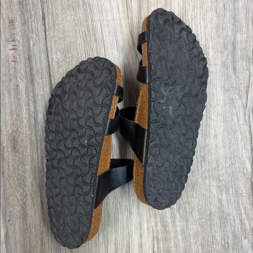 Birkenstock Black Leather Triple-Strap Sandals - Picture 4 of 4